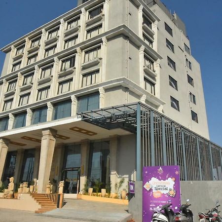 Hotel Accord Premier Raigarh Exterior photo